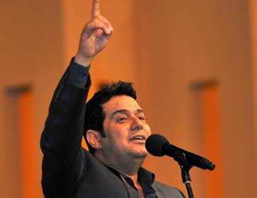 العبدللات والعراقي ينثران النغم الأصيل في سوق واقف